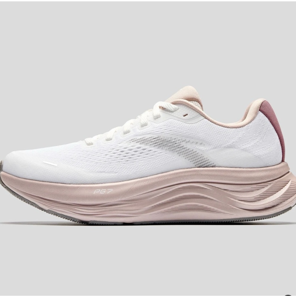 Anta PG7 Women's White and Pink Running Sneakers